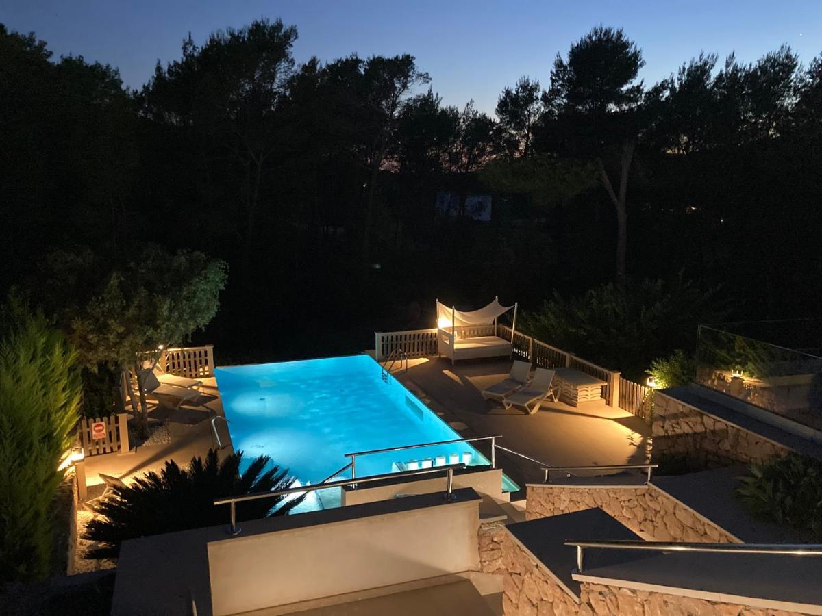 Apartamentos Pinosol Santa Eularia des Riu Buitenkant foto