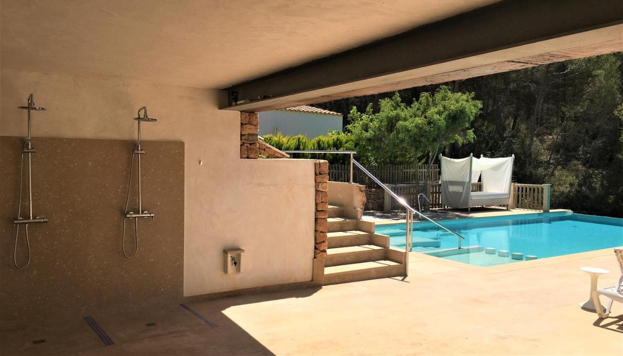 Apartamentos Pinosol Santa Eularia des Riu Buitenkant foto