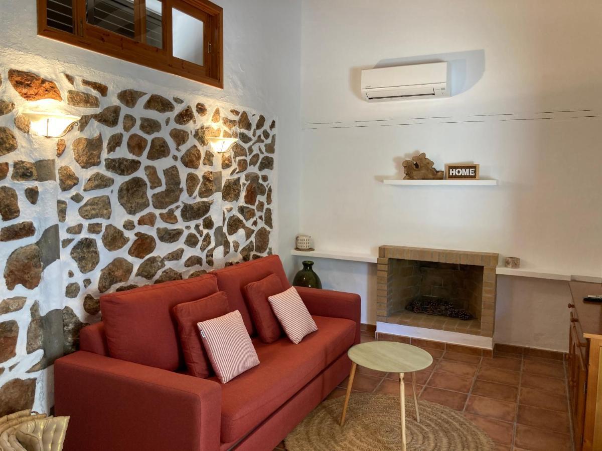 Apartamentos Pinosol Santa Eularia des Riu Buitenkant foto