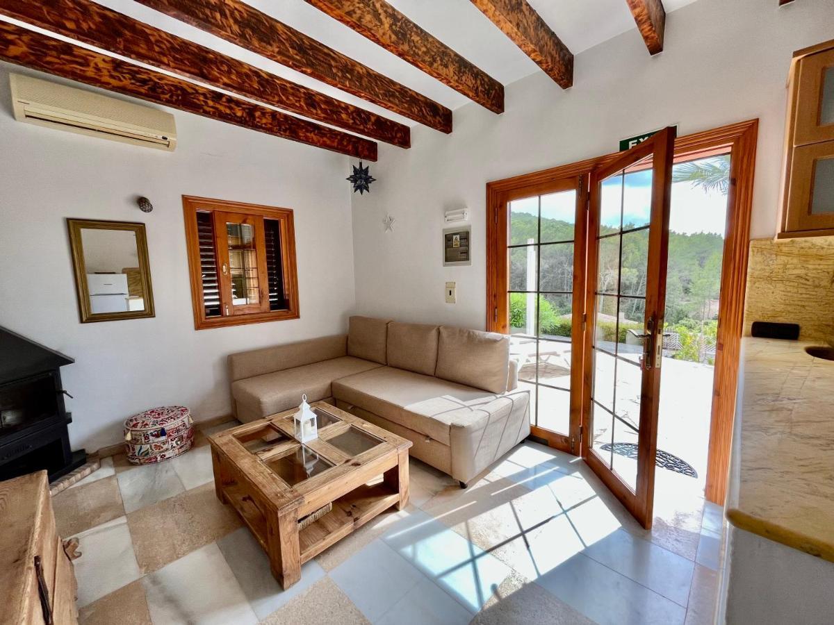 Apartamentos Pinosol Santa Eularia des Riu Buitenkant foto
