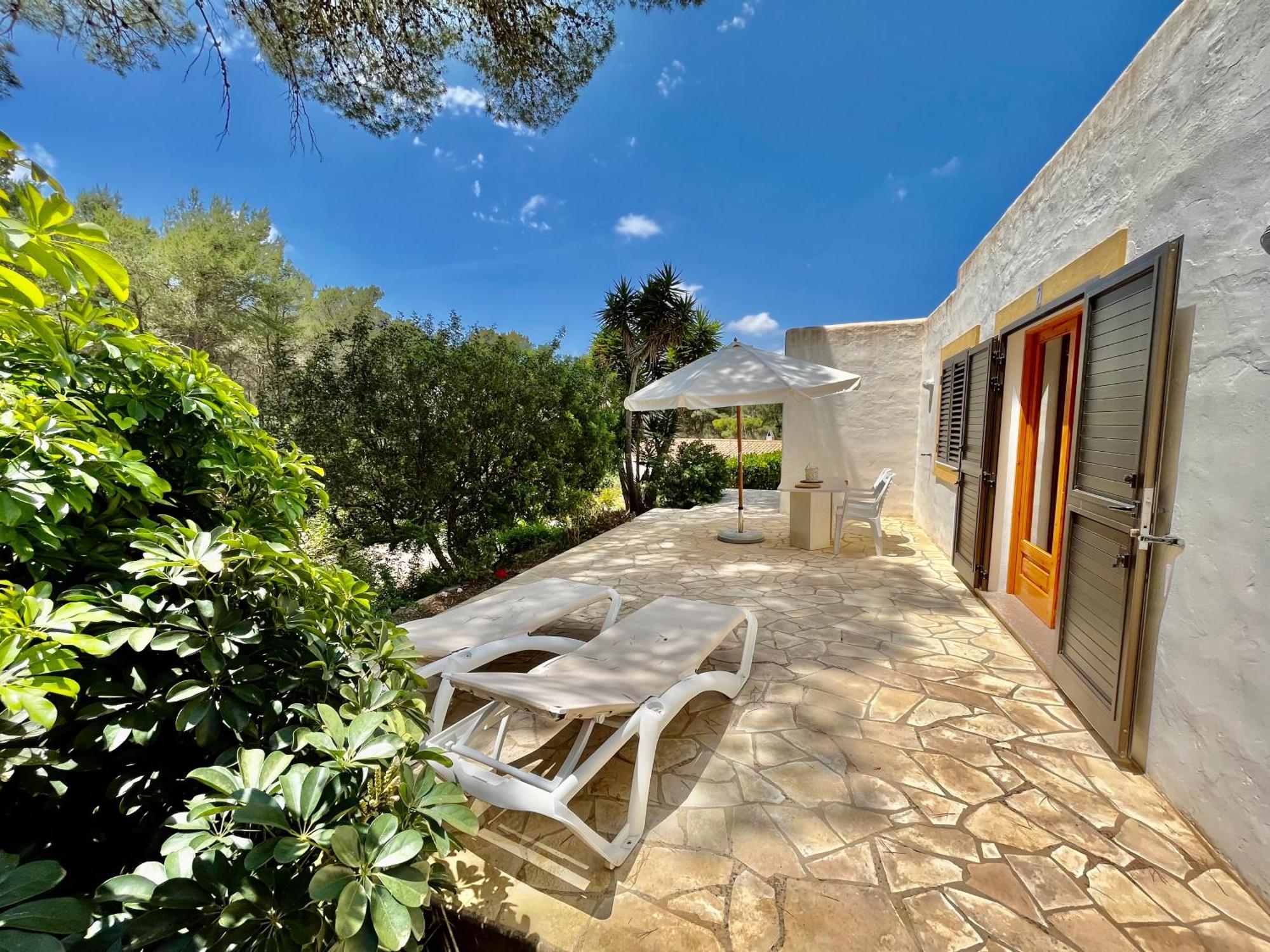 Apartamentos Pinosol Santa Eularia des Riu Buitenkant foto
