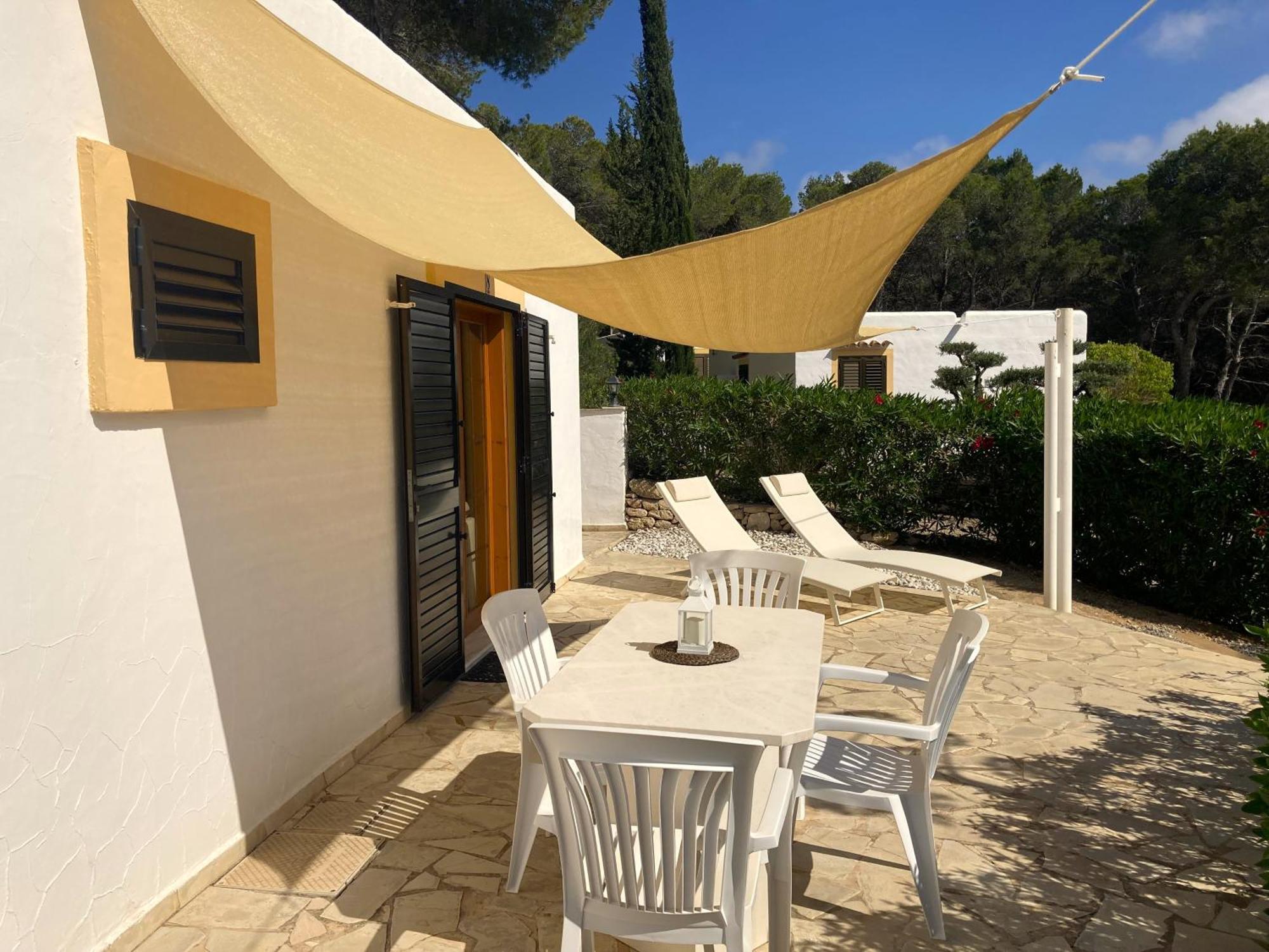 Apartamentos Pinosol Santa Eularia des Riu Buitenkant foto