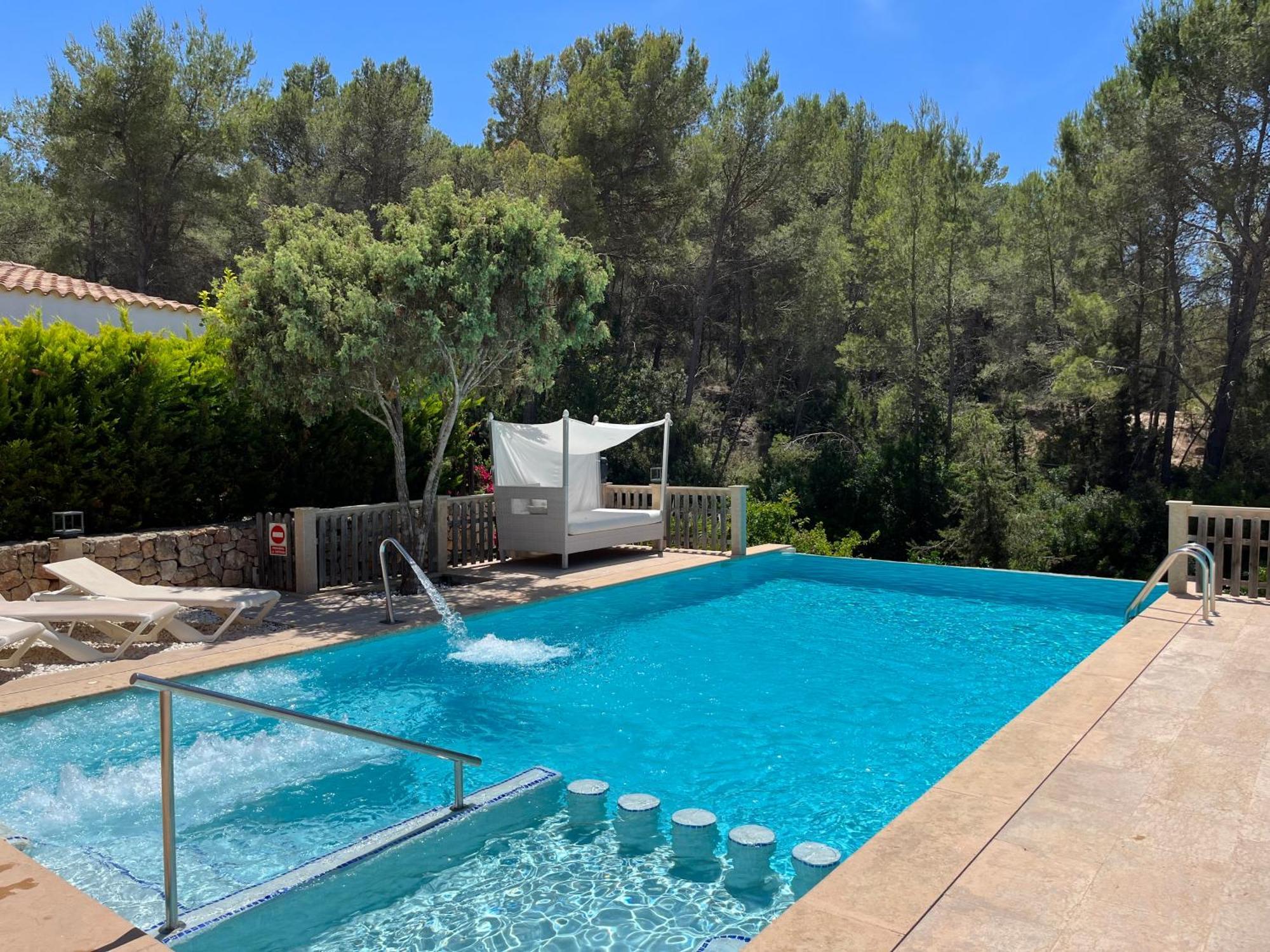 Apartamentos Pinosol Santa Eularia des Riu Buitenkant foto