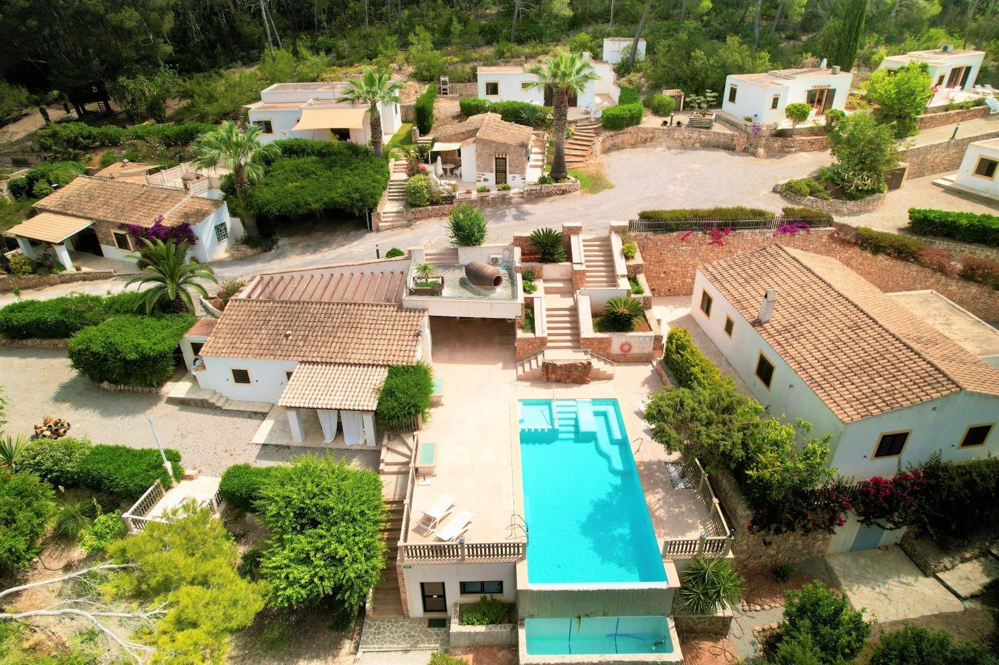 Apartamentos Pinosol Santa Eularia des Riu Buitenkant foto