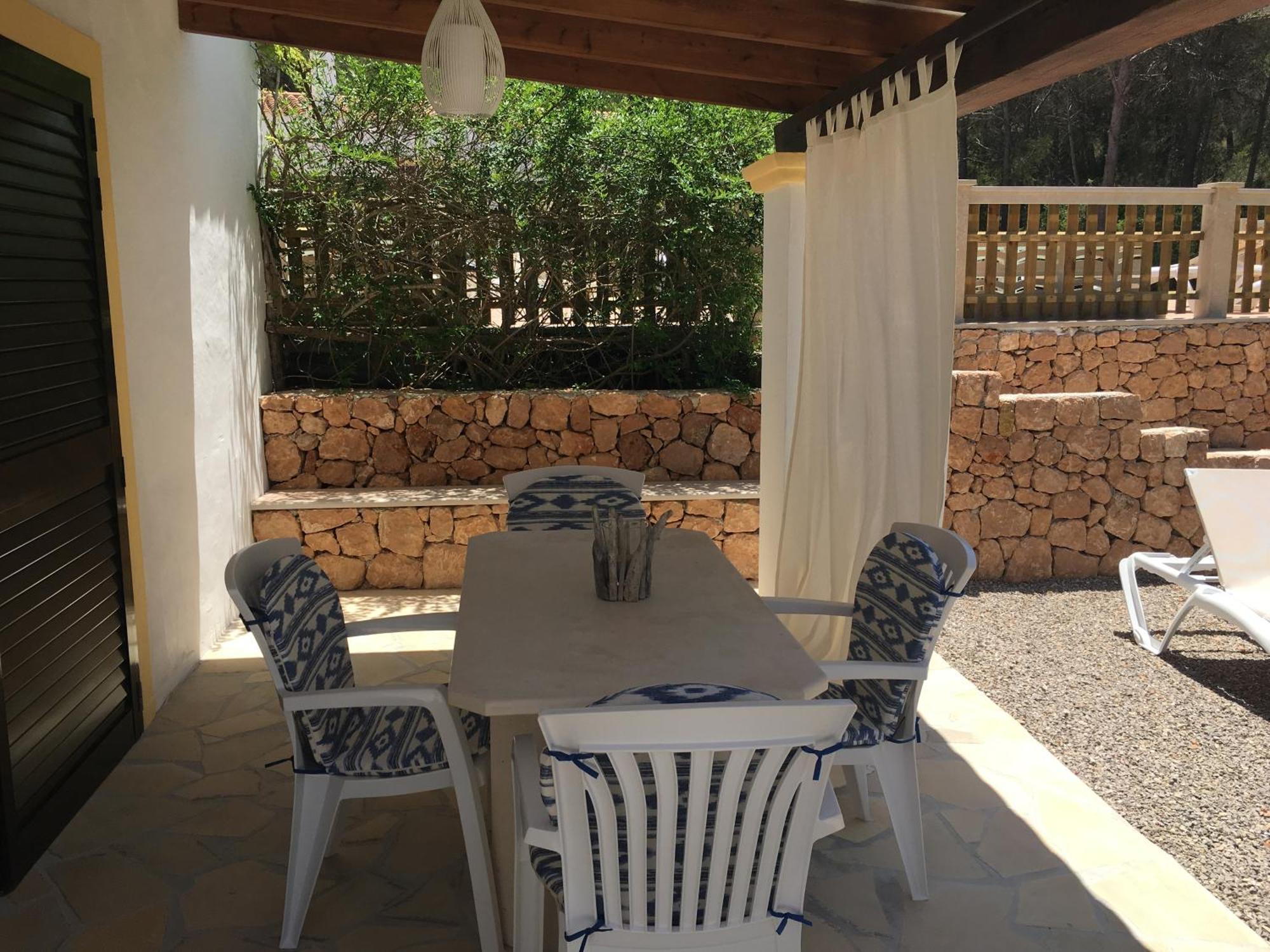 Apartamentos Pinosol Santa Eularia des Riu Buitenkant foto