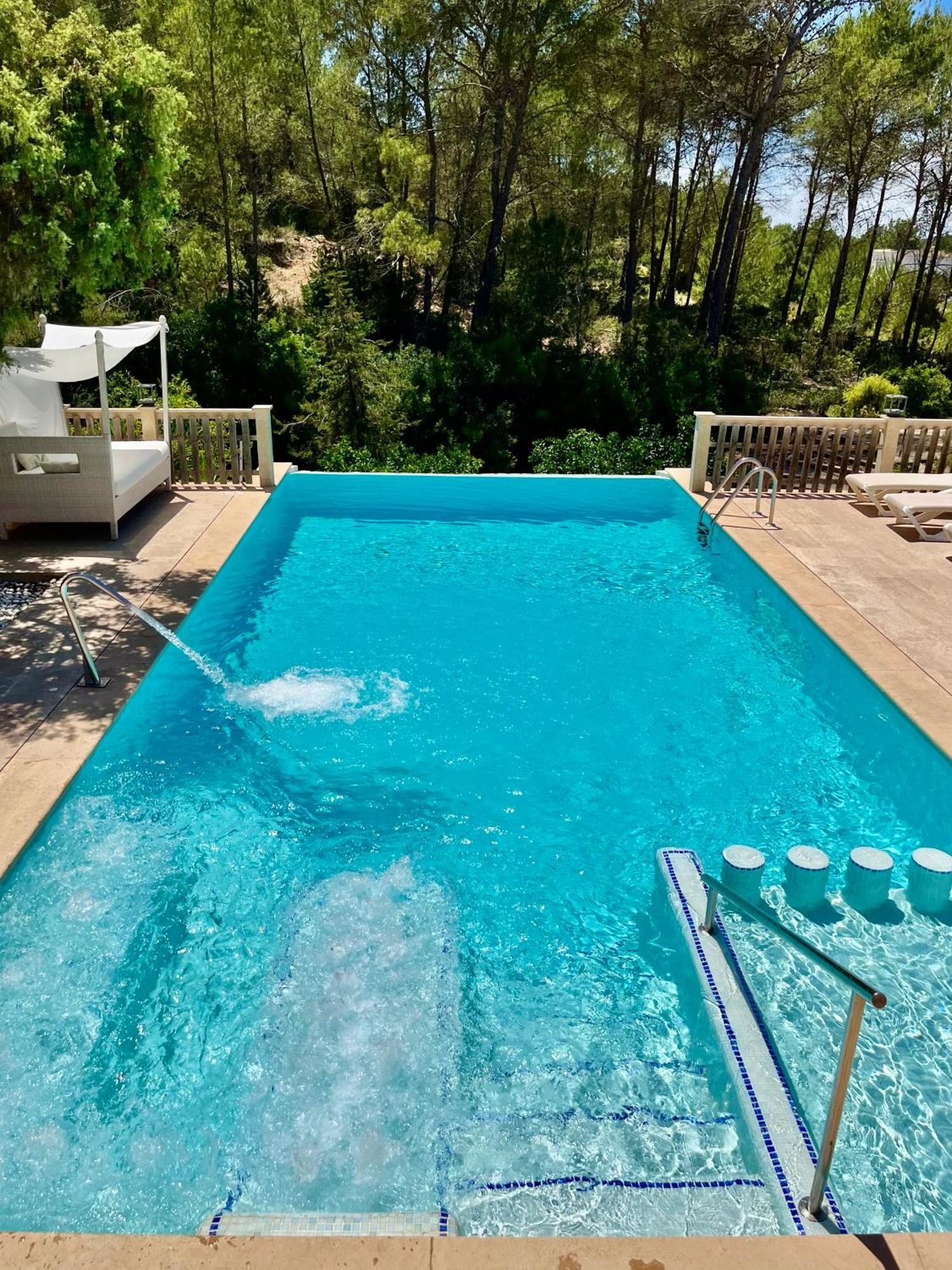 Apartamentos Pinosol Santa Eularia des Riu Buitenkant foto