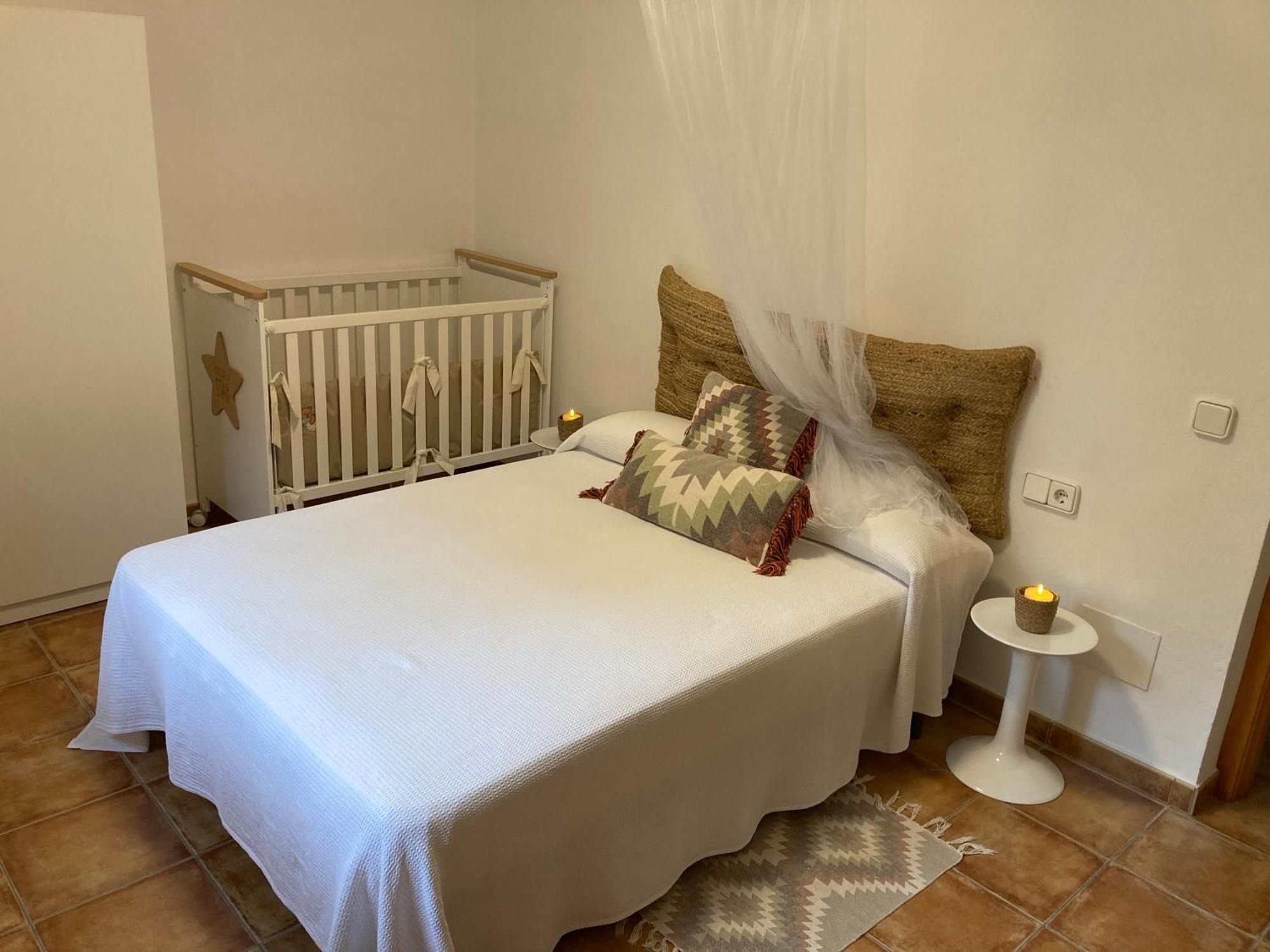 Apartamentos Pinosol Santa Eularia des Riu Buitenkant foto